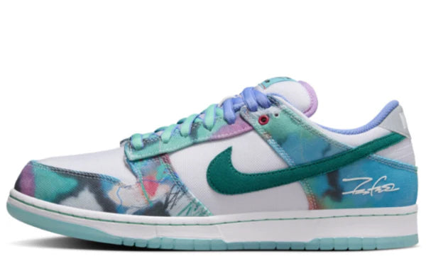 Nike SB Dunk Low Futura Laboratories Bleached Aqua